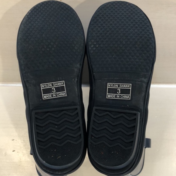 𝅺LL Bean rain boots Wellie style with pull tabs - Picture 7 of 8